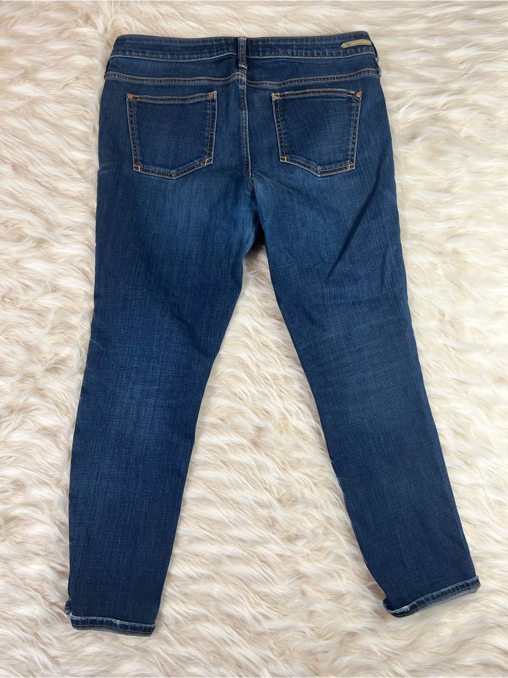 Pilcro Anthropology 32 Women's 36x29 High Rise Cropped Dark Wash - Picture 4 of 5